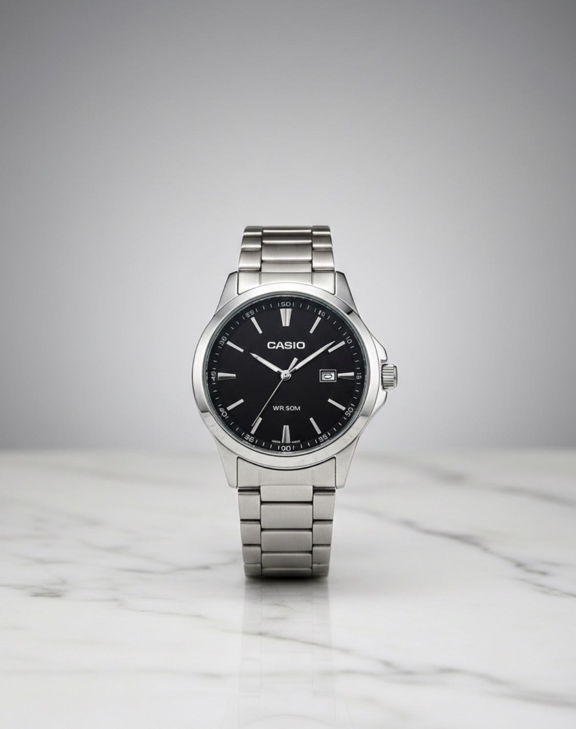 CASIO SPHÉRIQUE WR œil sombre 